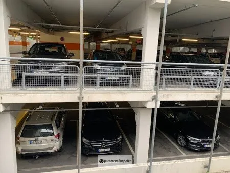 Loibl Parken Flughafen München Grüneckerstraße 24 parkcare.at